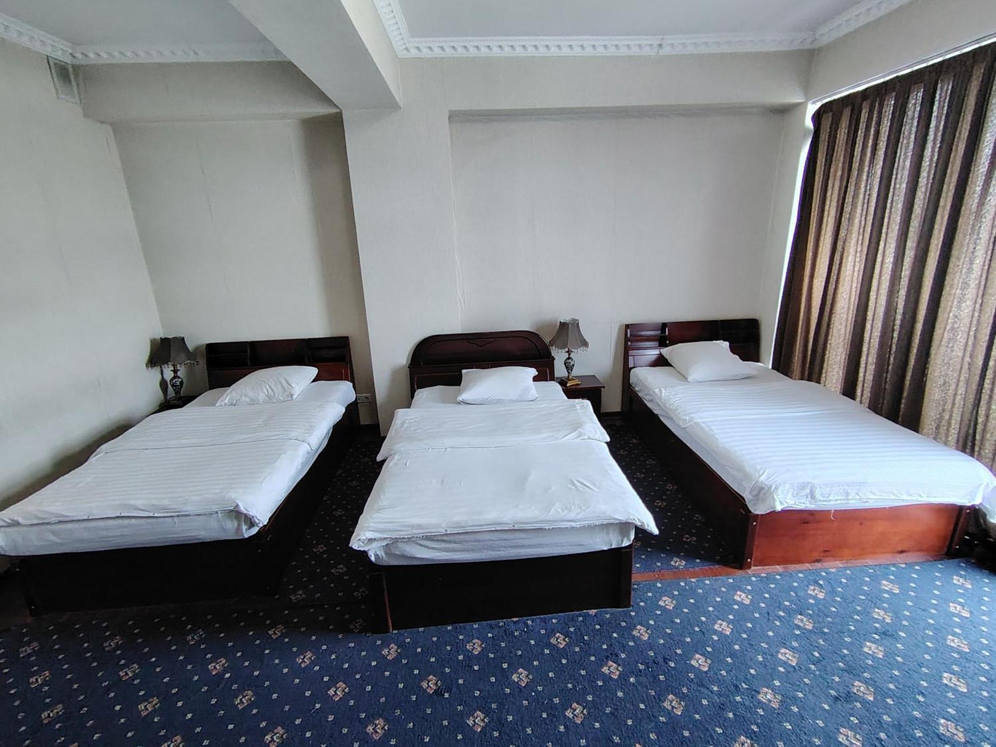 Bokhtariyon Hotel Qurghonteppa 外观 照片