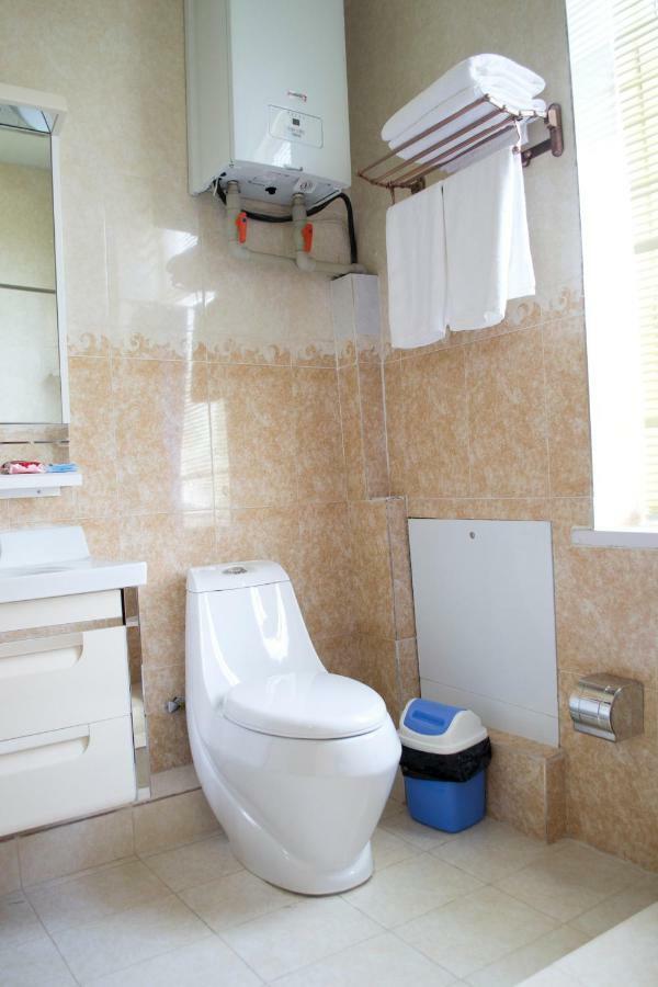 Bokhtariyon Hotel Qurghonteppa 外观 照片